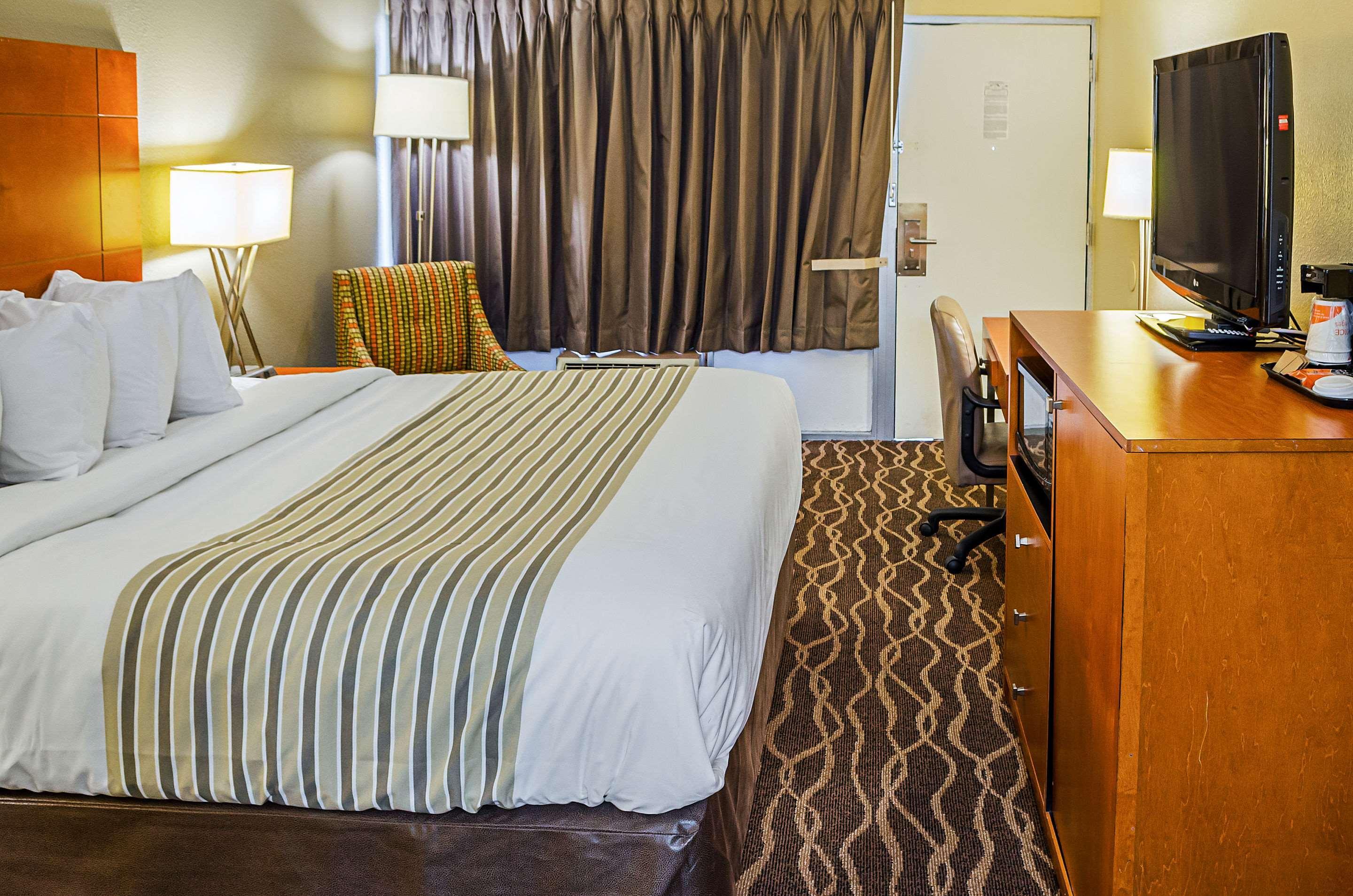 Econo Lodge Хардивил Екстериор снимка