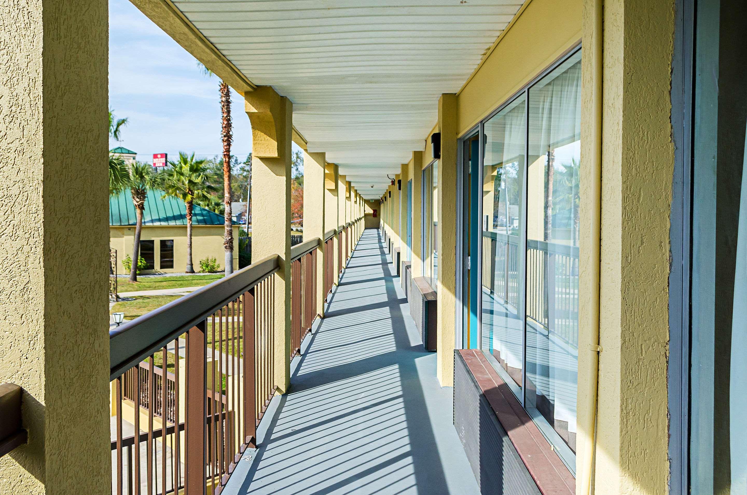 Econo Lodge Хардивил Екстериор снимка