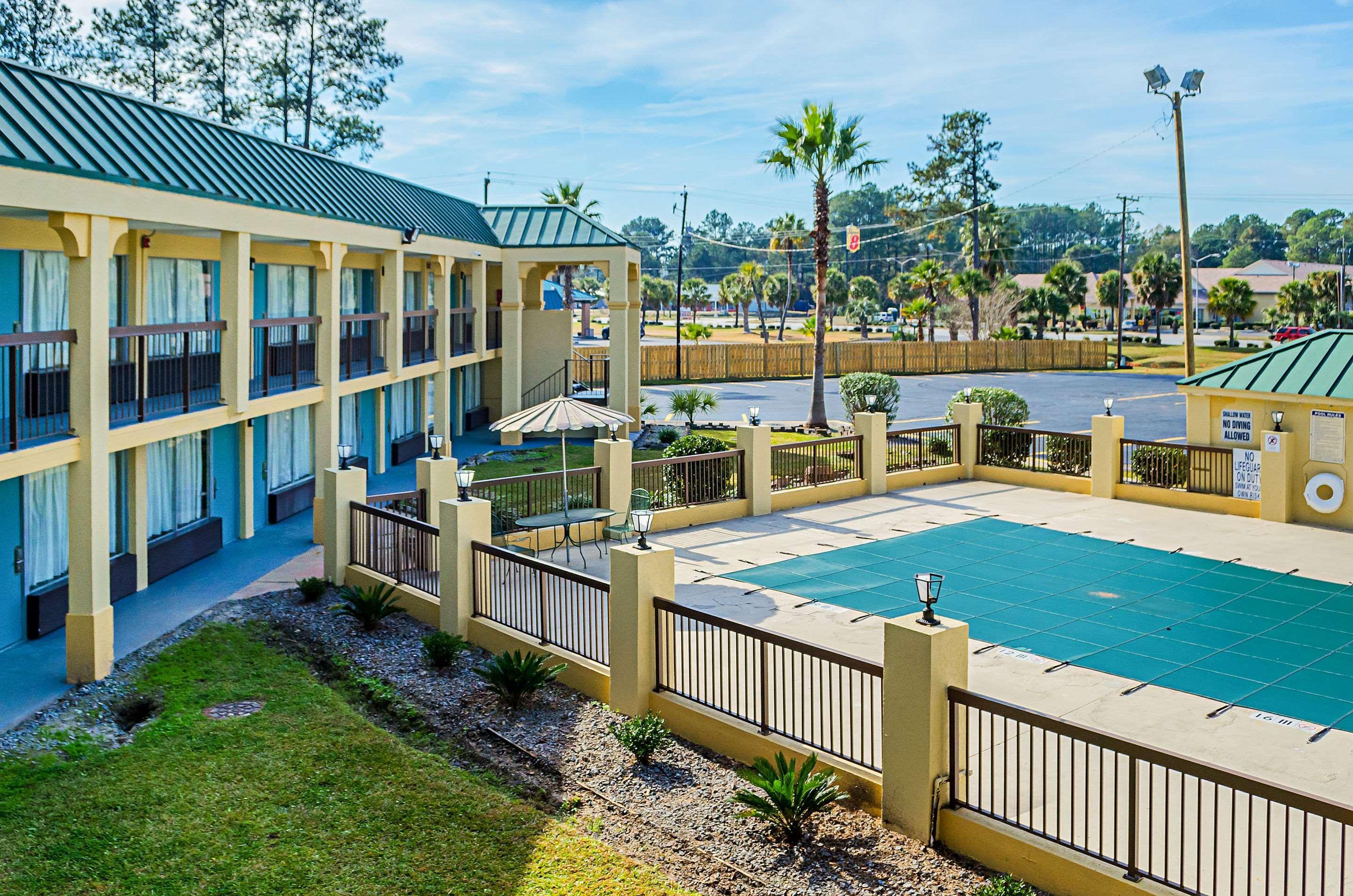 Econo Lodge Хардивил Екстериор снимка